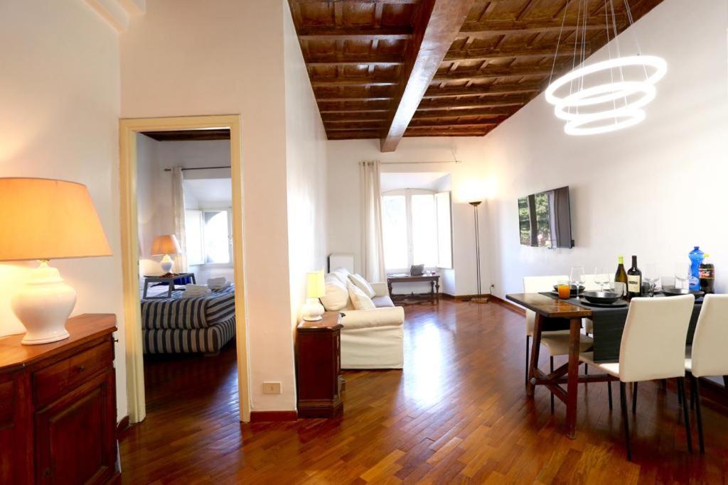 Prince'S Suite - Luxury Rooms Rome Buitenkant foto